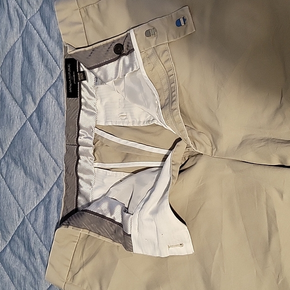 Banana republic factory standard fit men's 35x30 chino khaki - Picture 2 of 3